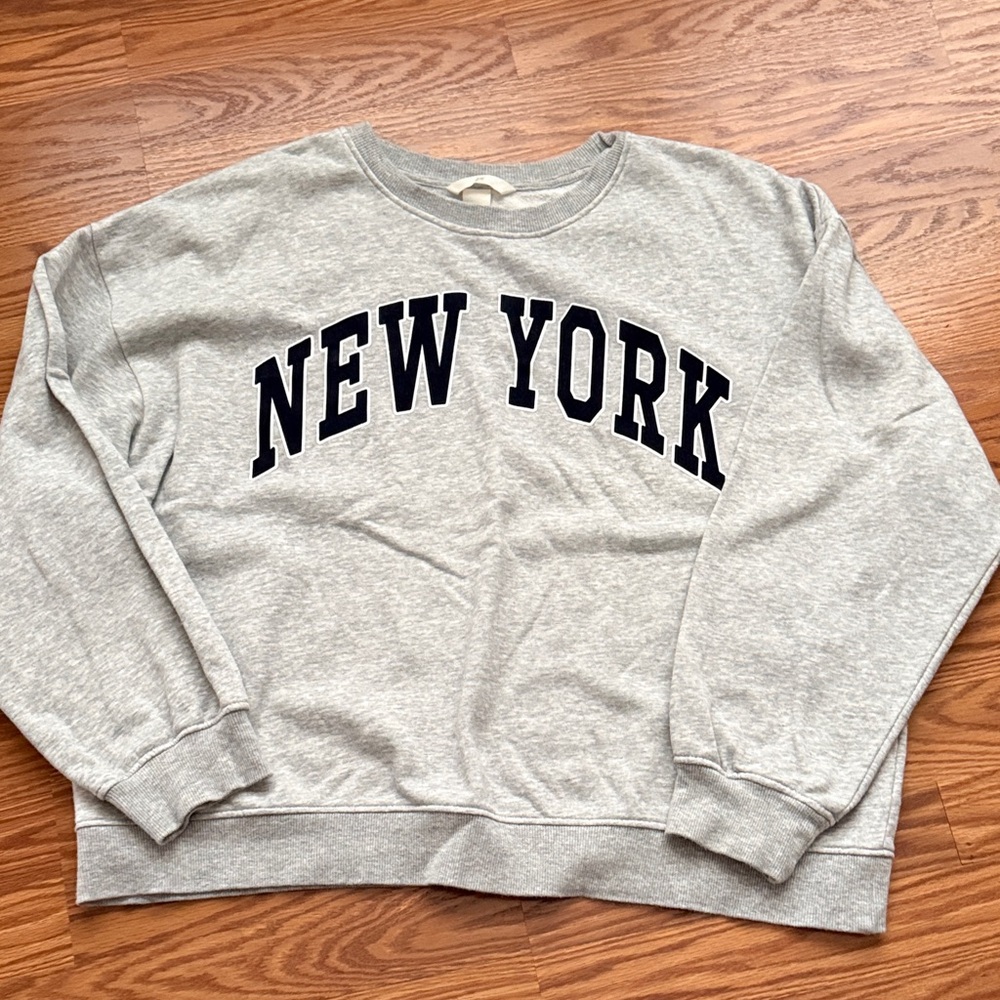 Gray New York Women's Crewneck Sweatshirt